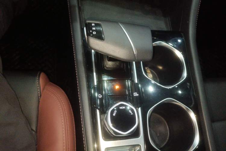 Used Changan Eado 2023 Changan Edition PLUS Blue Whale NE 1.4T GDI DCT Prestige Version
