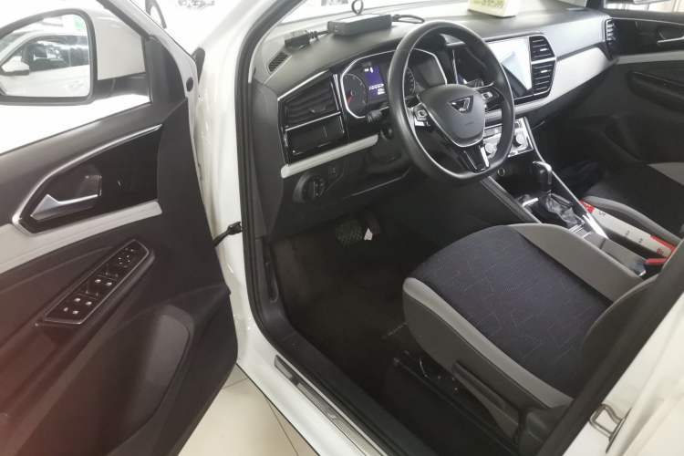 Used Jetta VS5 2022 280TSI Automatic Trend Edition