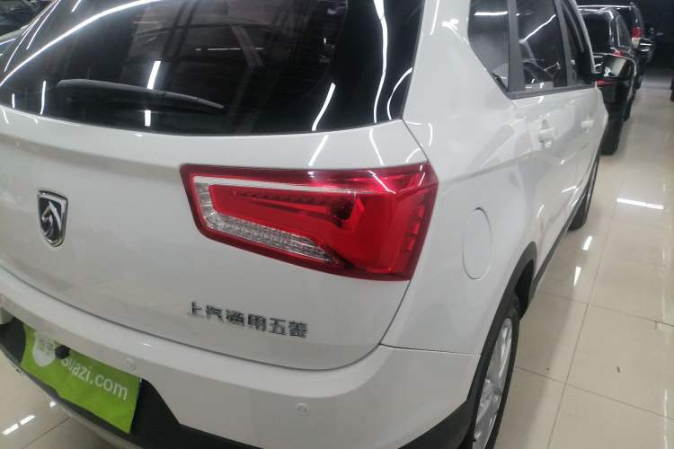 Used Baojun 560 2016 1.8L Manual Comfort Model