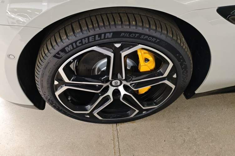 Used  SU7 2024 Rear-Drive Long-Range Intelligent Driving Version