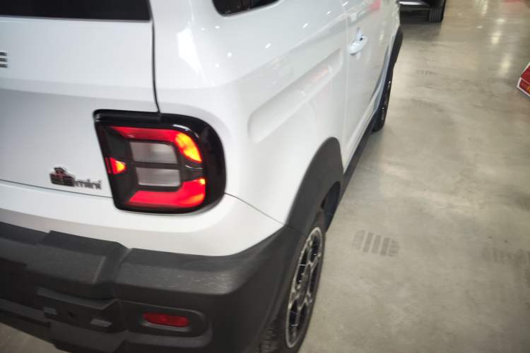 Used  Panda 2025 210km Panda Rider