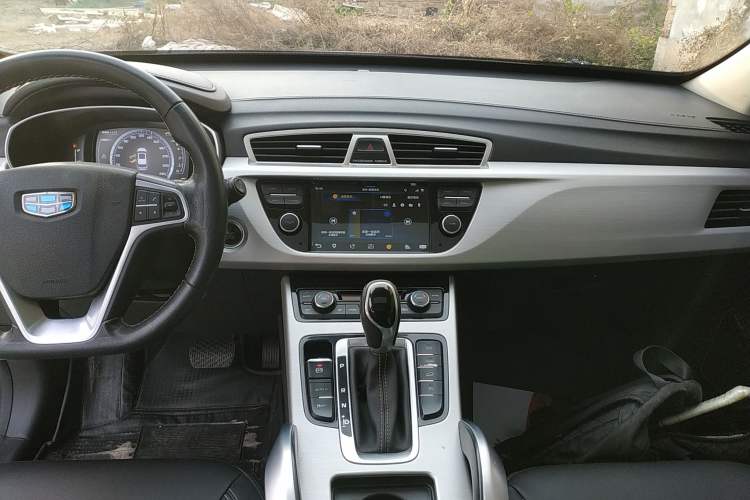 Used Geely Auto Emgrand X7 Sport 2016 1.8TD Automatic Smart Connectivity Version
