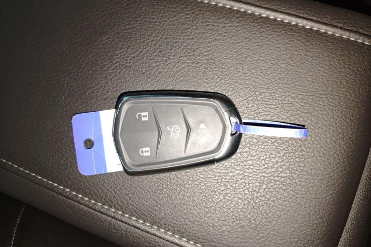 Used Cadillac XT4 2021 28T Two-Wheel Drive Leading Version
