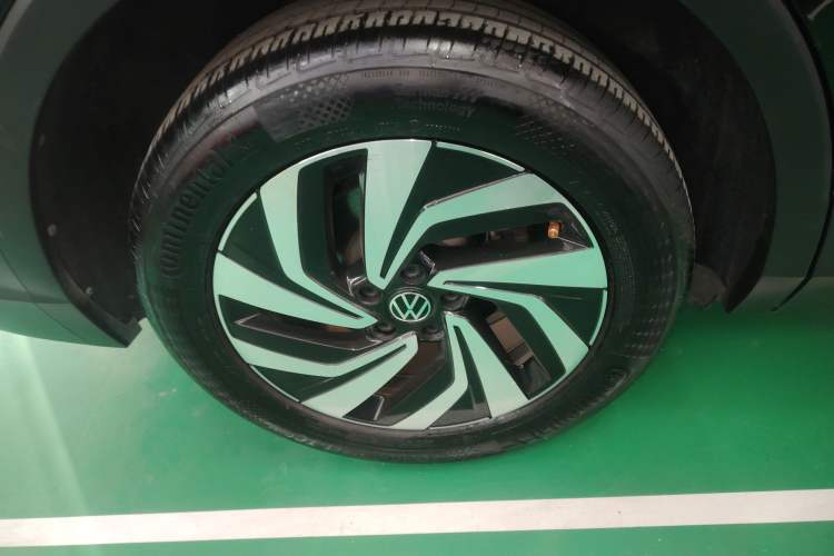 Used Volkswagen Tiguan L 2022 330TSI Automatic Two-Wheel Drive Smart Edition
