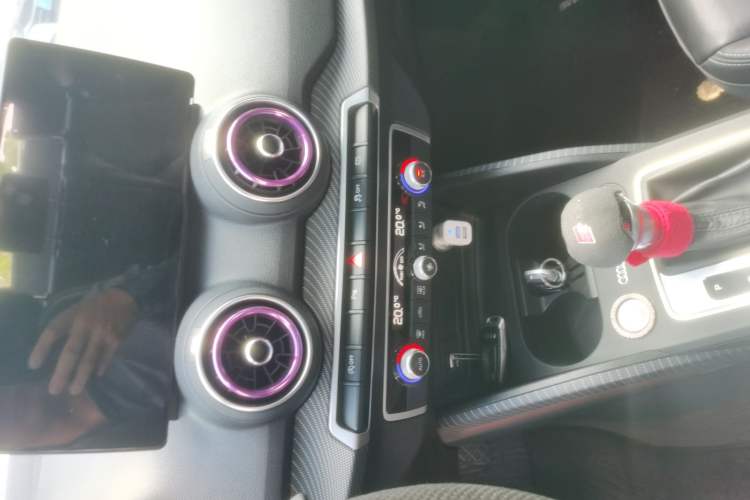 Used Audi Q2L 2020 35 TFSI Fashion Dynamic Model
