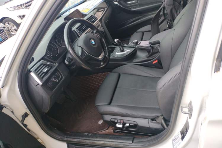 Used BMW 3 Series 2018 320Li Fashion Model
