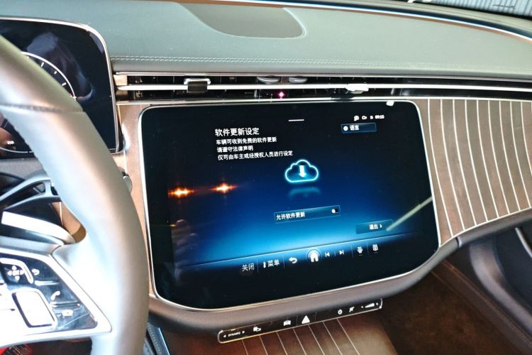 Used Mercedes-Benz E-Class 2025 E 300 L Stylish Model
