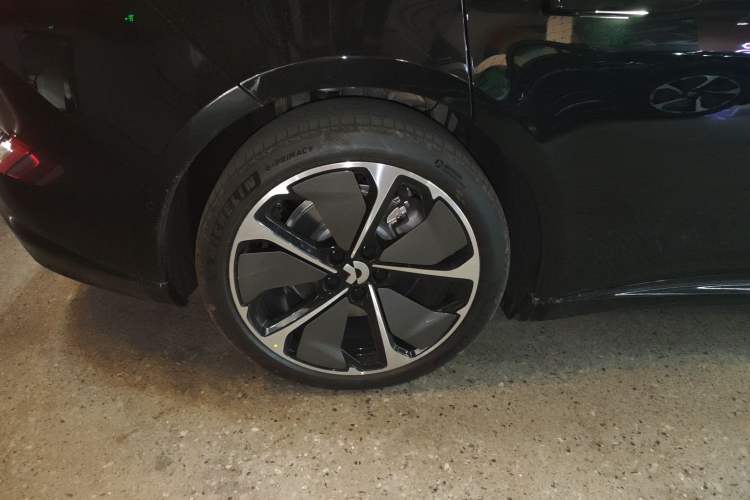 Used Nio ET5T 2025 75 kWh Touring
