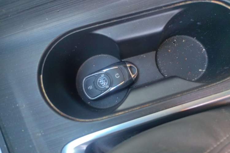 Used Buick Velite 6 2023 430km Range Commuter Version
