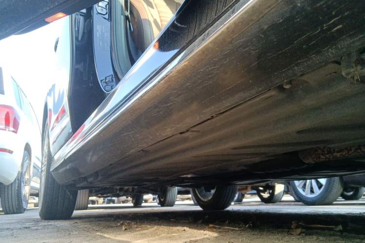 Used Mercedes-Benz E-Class 2019 Restyled E 300 L Sporty and Stylish Edition
