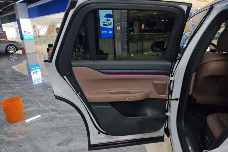 Used Nio ES8 2023 75 kWh
