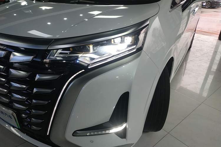 Used Denza D9 2024 DM-i 980 Four-Wheel Drive Prestige Model