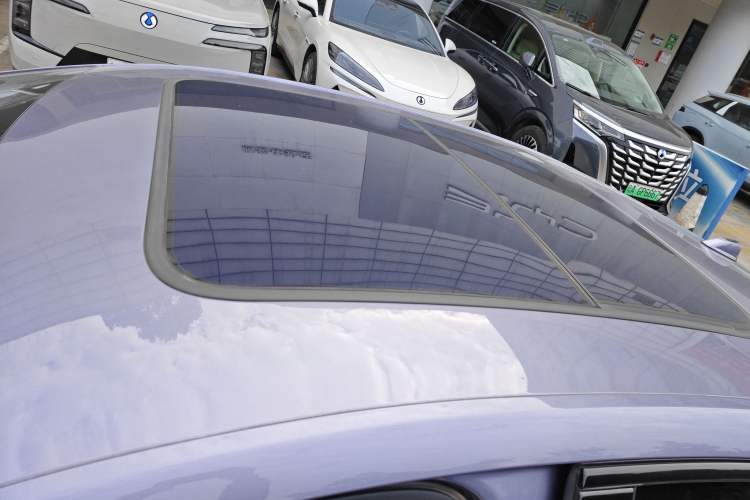 Used BYD Han 2024 EV Glory Edition 610 km All-Wheel Drive "Tian Shen Zhi Jia" Intelligent Driving Model