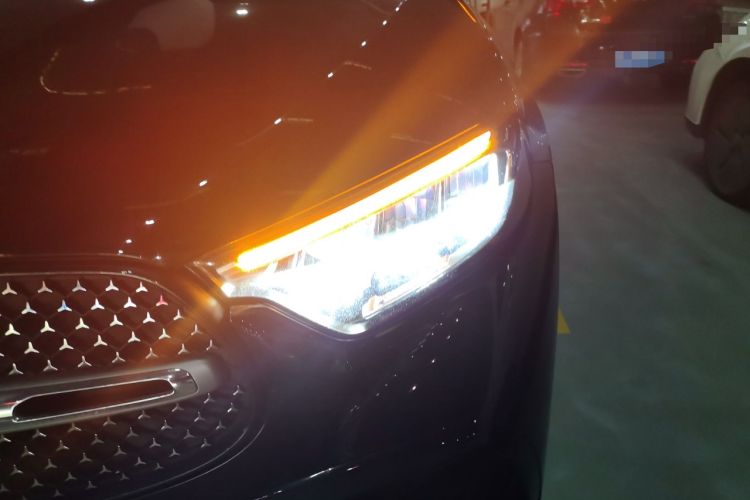 Used Mercedes-Benz GLC 2023 GLC 300 L 4MATIC Dynamic Edition 5-seater
