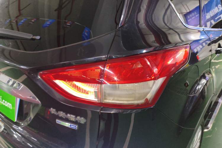 Used Ford Kuga 2013 2.0L GTDi Four-Wheel-Drive Elite Model