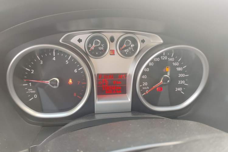 Used Ford Focus 2013 Hatchback Classic 1.8L Automatic Base Model
