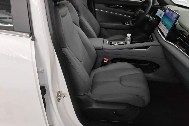 Used Geely Auto Emgrand X7 Sport 2026 Model 1.5TD Wonderful
