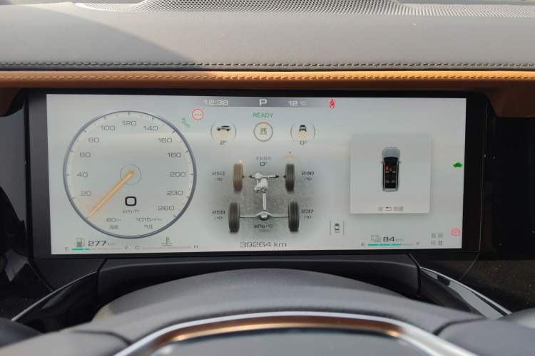 Used Tank 500 New Energy 2023 Hi4-T
