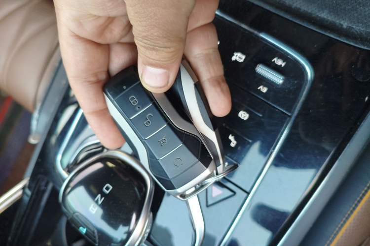 Used BYD Tang New Energy 2021 DM 2.0T Four-Wheel Drive High-Performance Flagship Model
