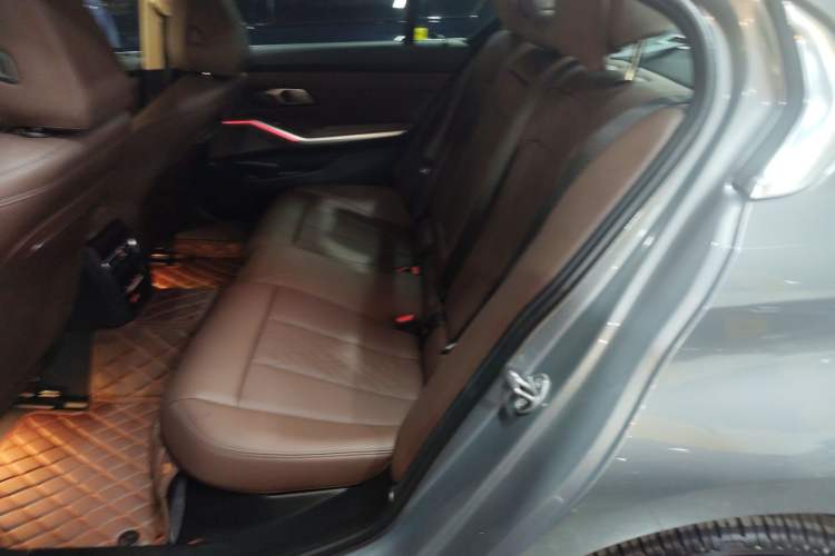 Used BMW i3 2022 eDrive 35 L
