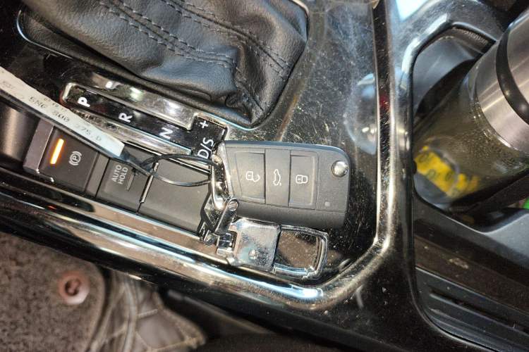 Used Volkswagen Tiguan L 2017 330TSI Automatic Two-Wheel Drive Comfort Edition