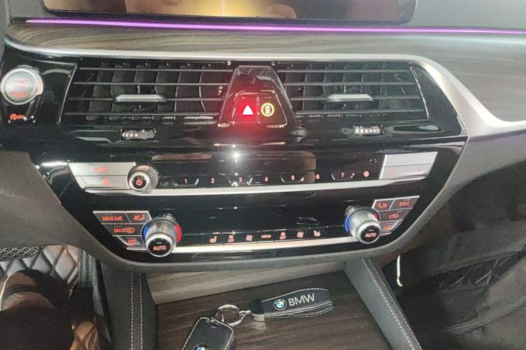 Used BMW 5 Series 2022 Updated 530Li Leading Edition Luxury Package