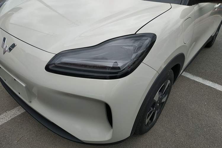 Used Wuling Bingo PLUS 2024 330 km Range Five-Seater Version
