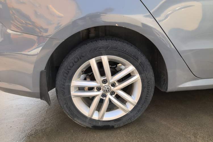 Used Volkswagen Gran Lavida 2015 1.6L Automatic Comfort Edition