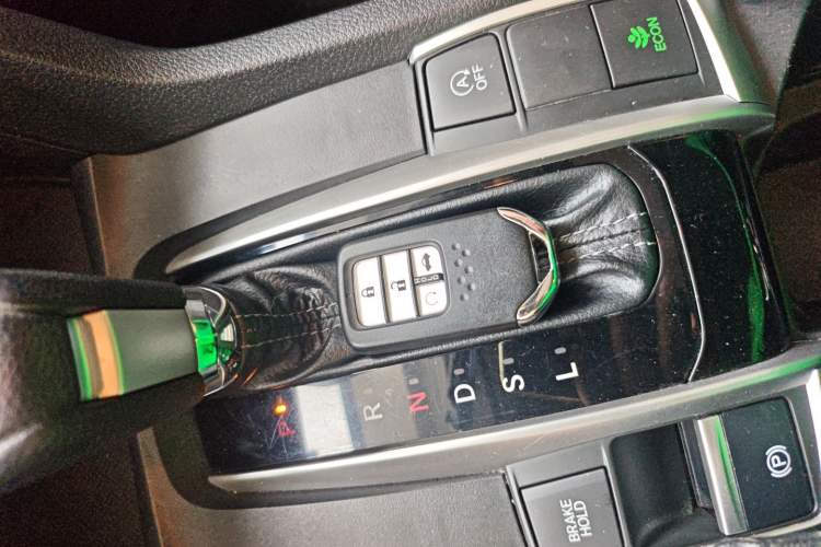 Used Honda Civic 2016 220TURBO CVT Luxury Edition