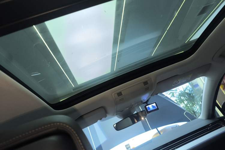 Used Volkswagen Magotan 2023 2 Million Units Commemorative Edition 330TSI DSG Luxury Version