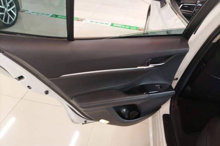 Used Toyota Camry 2023 2.0GVP Premier Edition