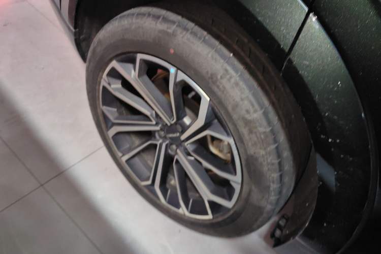 Used Lynk & Co 09 EM-P 2024 2.0TD EM-P Four-Wheel Drive ULTRA Six-Seater