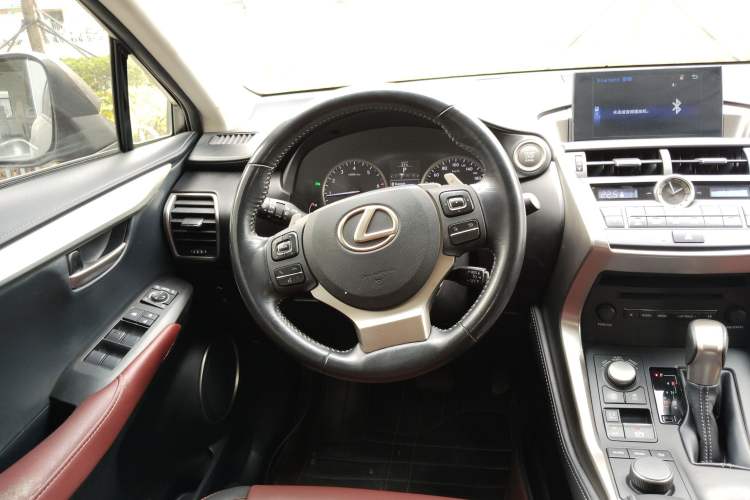Used Lexus NX 2015 200T All-Wheel-Drive Fēngshàng Edition
