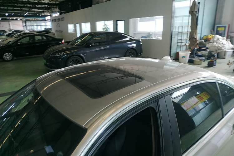 Used BMW 3 Series 2017 320Li Fashion Model
