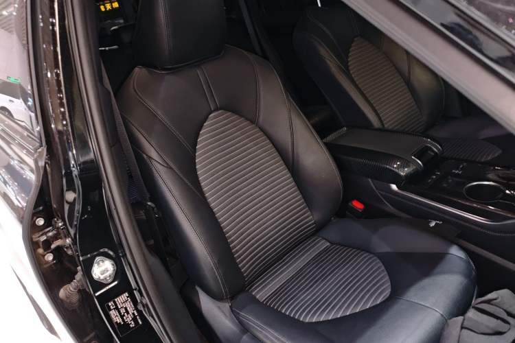 Used Toyota Crown Land Cruiser 2023 2.5L HEV Four-Wheel Drive Prestige Edition
