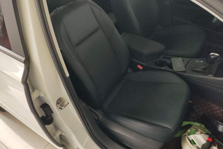 Used Volkswagen Lavida 2023 Revised 1.5L Automatic DeYi Edition