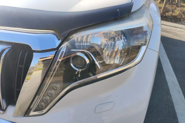 Used Toyota Prado 2014 2700 TX 7-Seater Middle East Version
