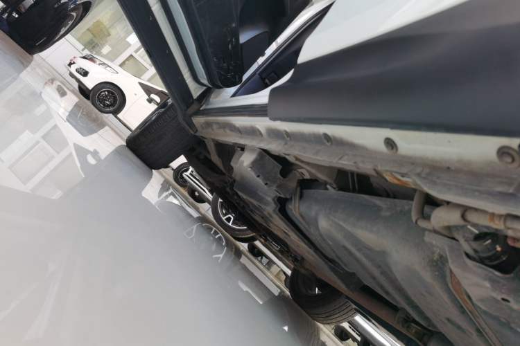 Used Toyota RAV4 2015 2.5L Automatic 4x4 Elite Edition
