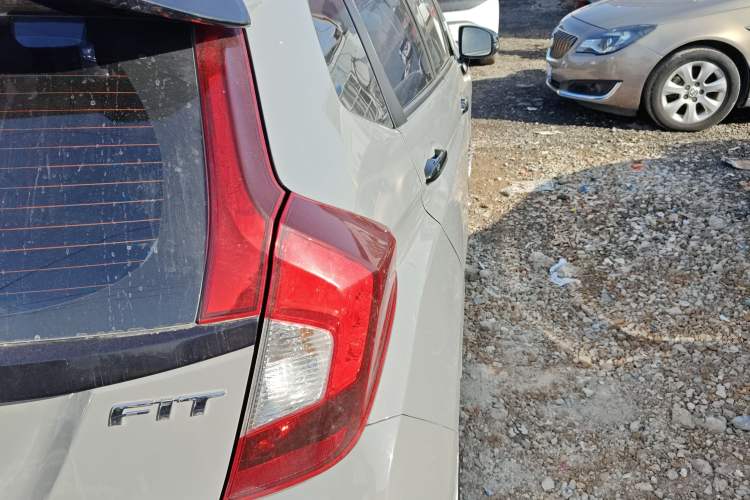 Used Honda Fit 2018 1.5L CVT Comfort Version