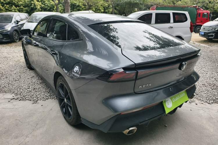 Used Changan UNI-V 2022 1.5T Prestige Version
