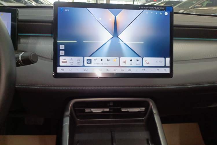 Used BYD Qin PLUS 2025 DM-i Smart Drive 120KM Superior Model