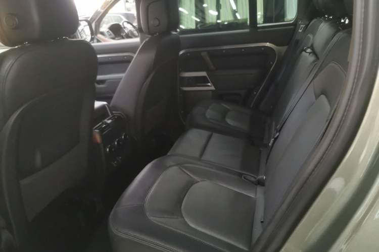 Used Land Rover Defender 2024 110 3.0T P400 X-DYNAMIC HSE
