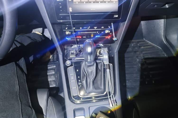 Used Volkswagen Magotan 2020 330TSI DSG Leading Model
