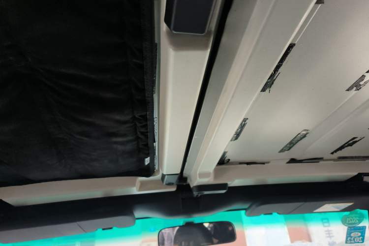 Used  BJ40 2018 40L 2.0T Manual Diesel Four-Wheel Drive Prestige Edition