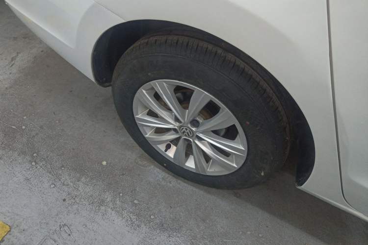 Used Volkswagen Bora 2016 1.6L Manual Fashion Edition
