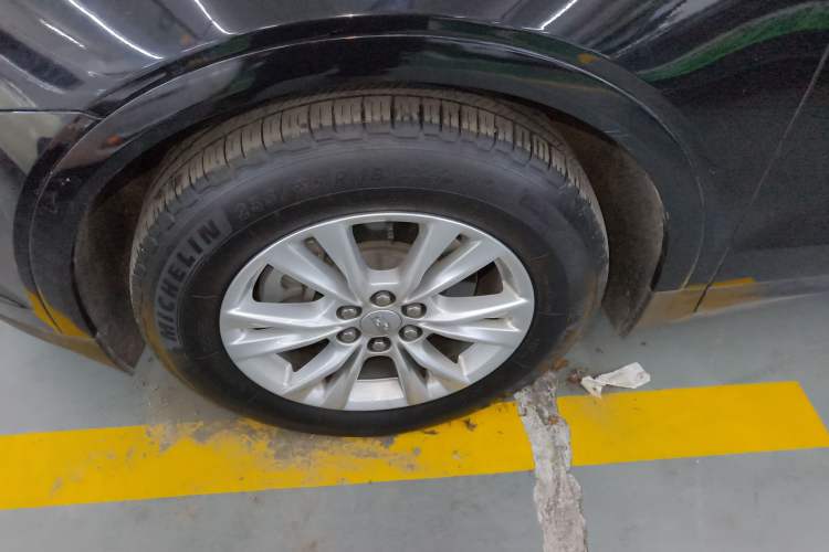 Used Cadillac XT5 2018 28E Four-Wheel Drive Tech Version
