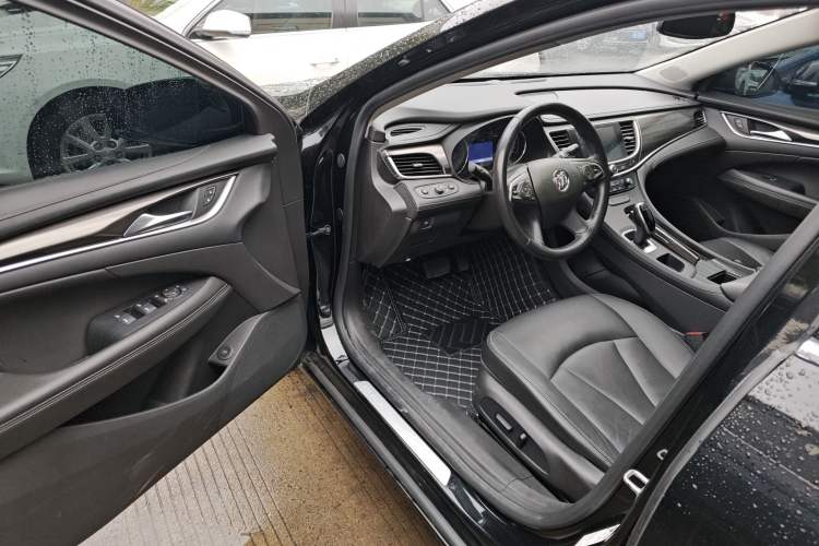 Used Buick LaCrosse 2022 552T Luxury Version
