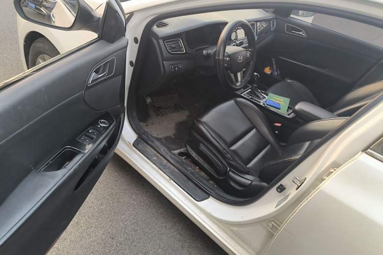 Used Hyundai Mistra 2014 1.8L Automatic Smart GLS