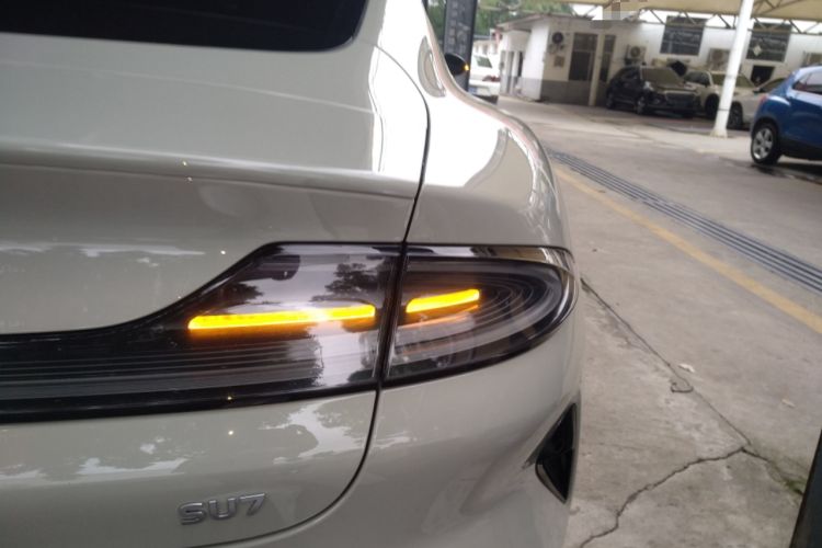 Used  SU7 2024 Rear-Drive Long-Range Intelligent Driving Version
