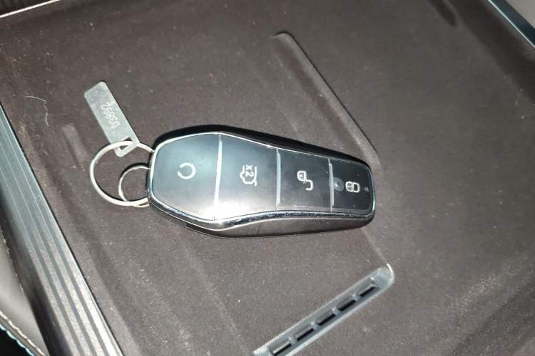 Used BYD Song L DM-i 2025 Intelligent Driving Version 160 km Beyond-Range Type